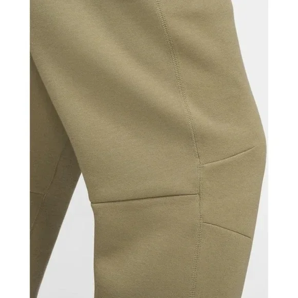 Nike Tech Fleece Open Hem Pants Neutral Olive HJ6533-276 Men’s Size Medium